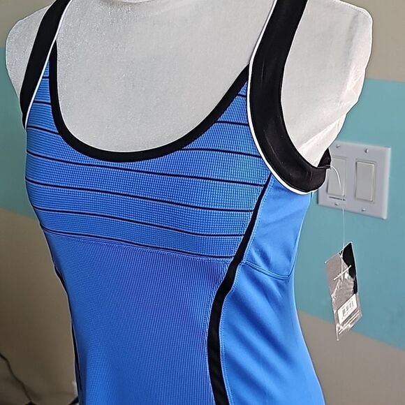 Bolle womens scoop neck sport tank with back cutout ideal for tennis, golf sz m - Picture 3 of 10